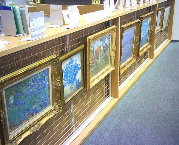 【市立】『ミニゴッホ展』開催中!