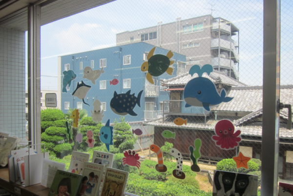 【視聴覚ライブラリーえきまる図書室】児童展示3 『なつのほん』
