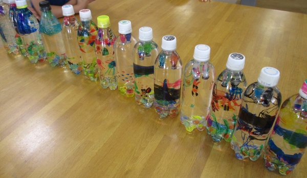 6月17日（土）あつまれ！放課後子どもクラブ「ペットボトル水族館を作ろう！」を開催しました。